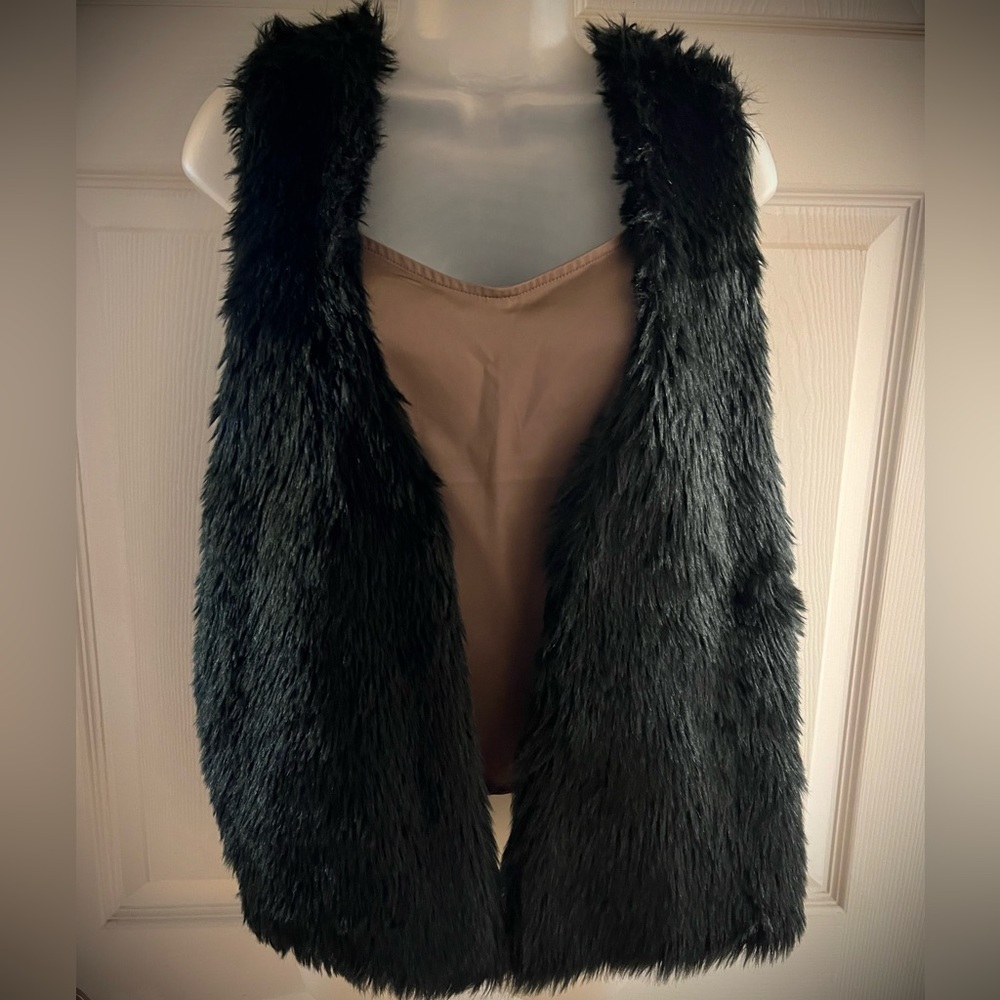 Faux fur sweater vest